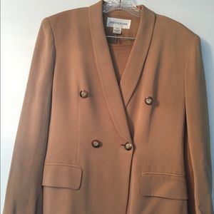 2 piece Jones New York suit
